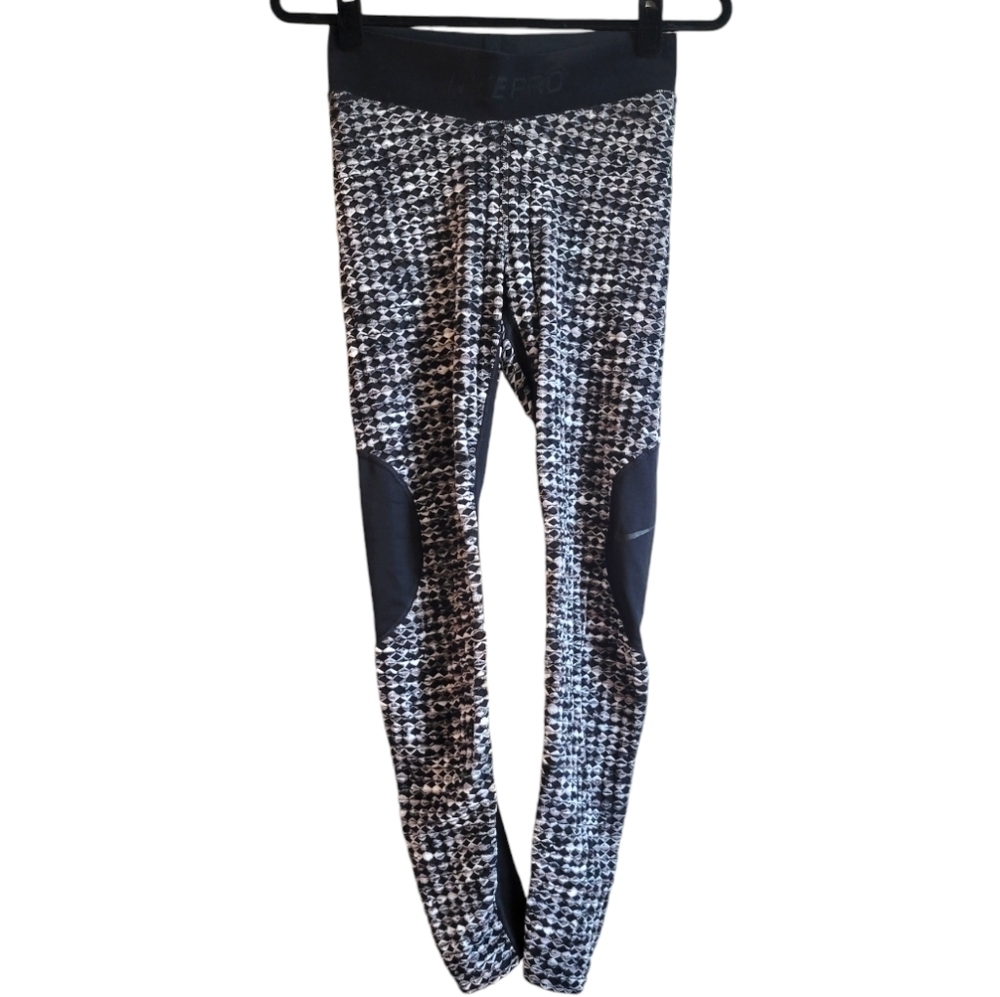 Nike Black White Leggings Womens size Medium